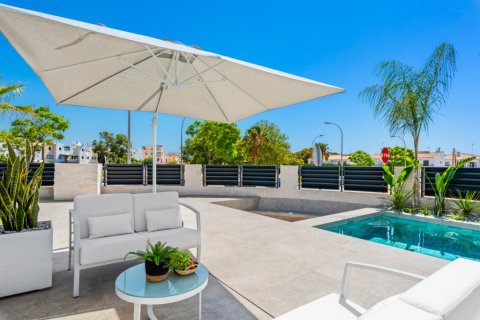 Willa w El Campello, Alicante, Hiszpania 3 sypialnie, 220 mkw. nr 146171 – zdjęcie 19