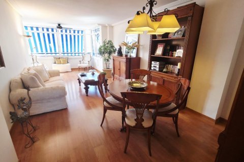 Apartamento en venta Alicante, España 3 dormitorios, 121 m2 No. 138267 - foto 1