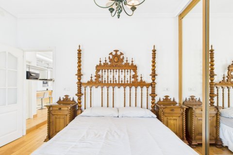 Villa for sale in Los Alcazares, Murcia, Spain 4 bedrooms,  No. 146235 - photo 1