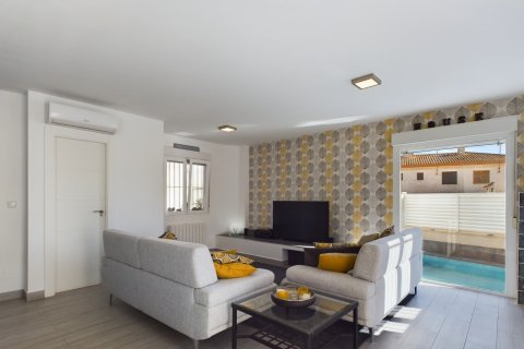 Villa zum Verkauf in Los Alcazares, Murcia, Spanien 3 Schlafzimmer,  Nr. 146230 - Foto 3