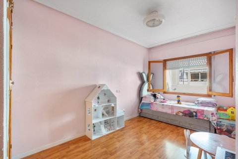 Wohnung zum Verkauf in Torrevieja, Alicante, Spanien 3 Schlafzimmer,  Nr. 189090 - Foto 12