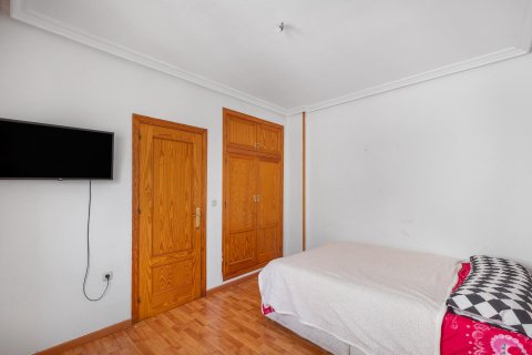 Wohnung zum Verkauf in Torrevieja, Alicante, Spanien 3 Schlafzimmer,  Nr. 189090 - Foto 9