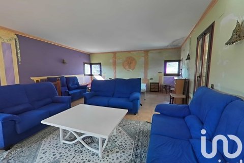 Pils pārdošanā Lleida, Spānijā 6 istabas, 580 m2 Nr. 153538 - attēls 13