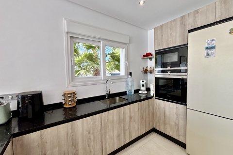 Villa en venta en Benijófar, Alicante, España 3 dormitorios, 124 m2 No. 154956 - foto 6