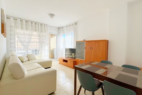 Apartment for sale in Lloret de Mar, Girona, Spain 3 bedrooms, 70 sq.m. No. 154953 - photo 5