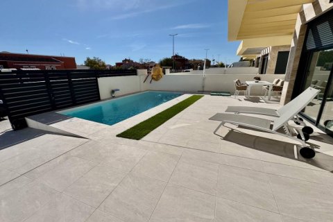 Villa for sale in Los Montesinos, Alicante, Spain 3 bedrooms, 90 sq.m. No. 79912 - photo 15