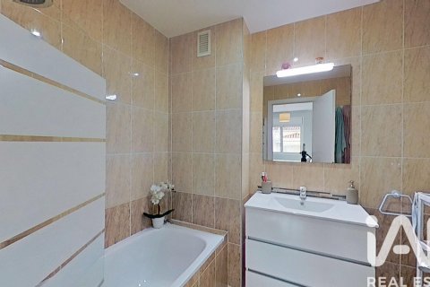 Dzīvoklis pārdošanā Cubelles, Barcelona, Spānijā 3 istabas, 112 m2 Nr. 173252 - attēls 26