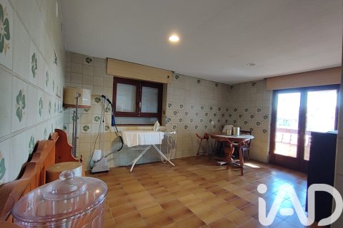 Продажа дома в Вегуэллина де Орбиго, Леон, Испания 6 спален, 949м2 №173247 - фото 24