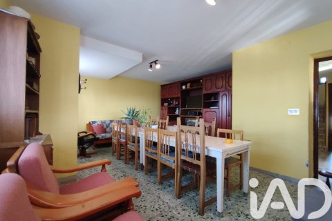 Продажа дома в Вегуэллина де Орбиго, Леон, Испания 6 спален, 949м2 №173247 - фото 13