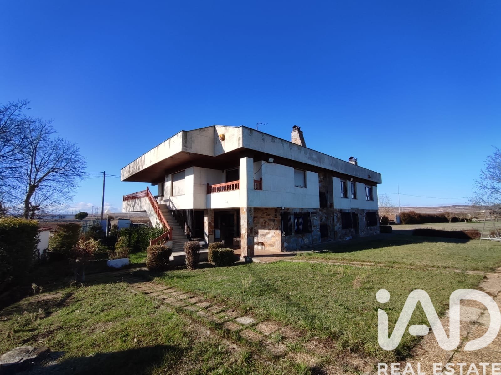 House in Veguellina de Orbigo, Leon, Spain 6 bedrooms, 949 sq.m. No. 173247