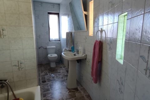 Продажа дома в Вегуэллина де Орбиго, Леон, Испания 6 спален, 949м2 №173247 - фото 20