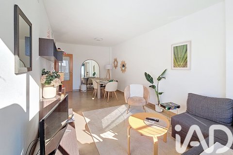 Huoneisto myytävänä Alfara del Patriarca, Valencia, Espanja, 3 makuuhuonetta, 124 m2 No. 173248 - kuva 6