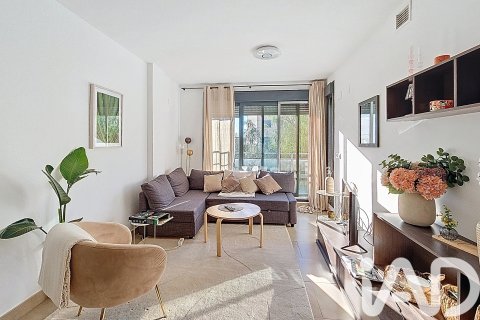 Huoneisto myytävänä Alfara del Patriarca, Valencia, Espanja, 3 makuuhuonetta, 124 m2 No. 173248 - kuva 4