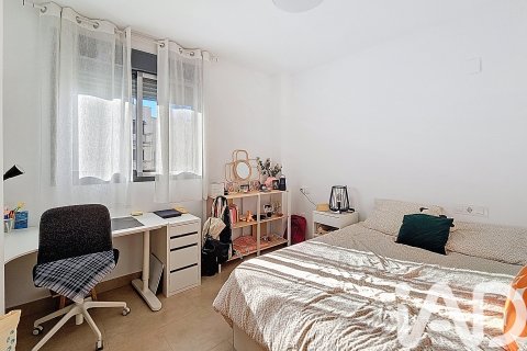 Huoneisto myytävänä Alfara del Patriarca, Valencia, Espanja, 3 makuuhuonetta, 124 m2 No. 173248 - kuva 26
