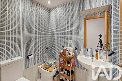 Huoneisto myytävänä Alfara del Patriarca, Valencia, Espanja, 3 makuuhuonetta, 124 m2 No. 173248 - kuva 21