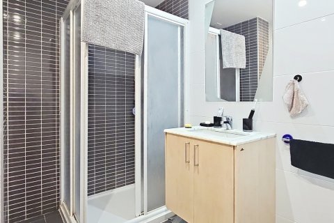 Huoneisto myytävänä Alfara del Patriarca, Valencia, Espanja, 3 makuuhuonetta, 124 m2 No. 173248 - kuva 24