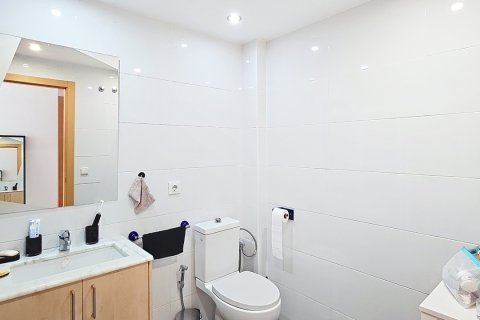 Huoneisto myytävänä Alfara del Patriarca, Valencia, Espanja, 3 makuuhuonetta, 124 m2 No. 173248 - kuva 25