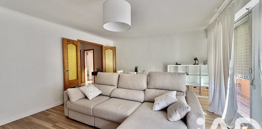 Māja Beniarbeig, Alicante, Spānijā 3 istabas, 292 m2 Nr. 173250