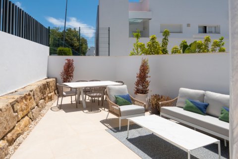 Townhouse for sale Marbella, Malaga, Spain 4 bedrooms, 177.5 sq.m. No. 108347 - photo 2