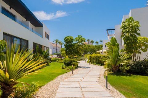 Townhouse for sale Marbella, Malaga, Spain 4 bedrooms, 177.5 sq.m. No. 108347 - photo 5