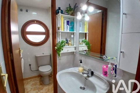 House à vendre à Torredembarra, Tarragona, Espagne, 4 chambres, 123 m2 No. 196498 - photo 10
