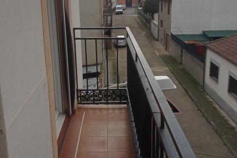 Apartamento en venta en Ciudad Rodrigo, Salamanca, España 3 dormitorios, No. 185332 - foto 8