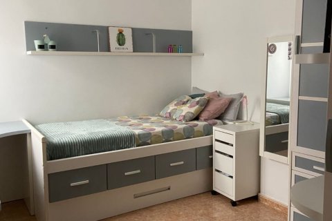 Apartamento en venta en Ciudad Rodrigo, Salamanca, España 3 dormitorios, No. 185332 - foto 13