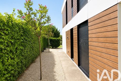 House à louer à Torrelodones, Madrid, Espagne, 3 chambres, 509 m2 No. 194349 - photo 25