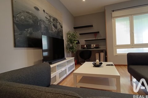 Dzīvoklis īrēšanai Madrid, Spānijā 1 istaba, 55 m2 Nr. 194350 - attēls 6