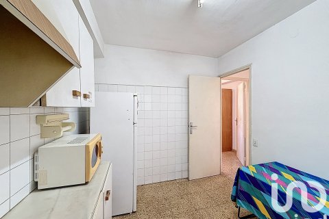Lägenhet till salu i Cornella De Llobregat, Barcelona, Spanien 3 sovrum, 89 kvm. Nr. 153043 - foto 21
