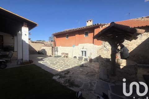 Huvila myytävänä Los Santos de la Humosa, Madrid, Espanja, 3 makuuhuonetta, 323 m2 No. 153044 - kuva 4