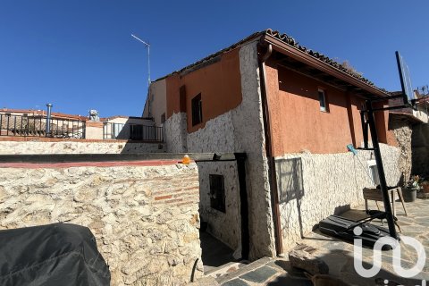 Huvila myytävänä Los Santos de la Humosa, Madrid, Espanja, 3 makuuhuonetta, 323 m2 No. 153044 - kuva 5