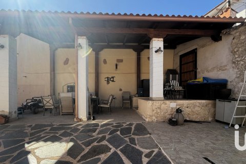 Villa en Los Santos de la Humosa, Madrid, España 3 dormitorios, 323 m2 No. 153044