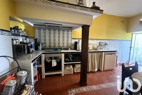 Huvila myytävänä Los Santos de la Humosa, Madrid, Espanja, 3 makuuhuonetta, 323 m2 No. 153044 - kuva 19