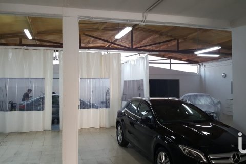 Продажа коммерческой недвижимости в Леон, Испания 252м2 №153040 - фото 5