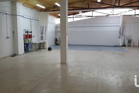 Продажа коммерческой недвижимости в Леон, Испания 252м2 №153040 - фото 11