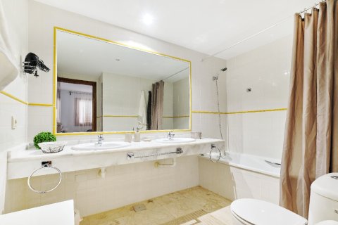 Appartamento in affitto a Punta Prima, Alicante, Spagna 2 camere da letto, 85 mq. N° 144838 - foto 18