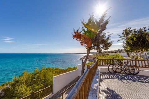 Villa en venta en Alicante, España 4 dormitorios, 333 m2 No. 144840 - foto 10