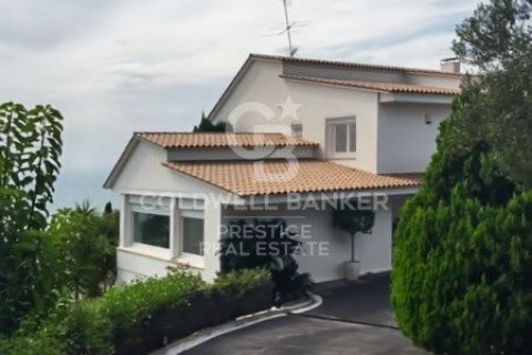 Villa till salu i Castelldefels, Barcelona, Spanien 6 sovrum, 723 kvm. Nr. 156824 - foto 15