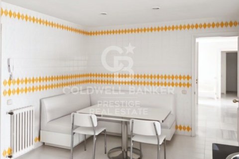 Villa till salu i Castelldefels, Barcelona, Spanien 6 sovrum, 723 kvm. Nr. 156824 - foto 13