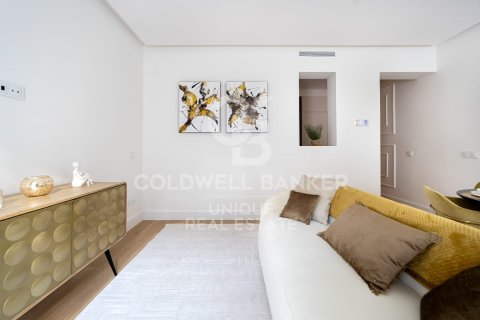 Apartamento en venta en Madrid, España 2 dormitorios, 98 m2 No. 156822 - foto 5