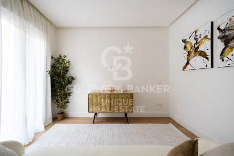 Apartamento en venta en Madrid, España 2 dormitorios, 98 m2 No. 156822 - foto 7