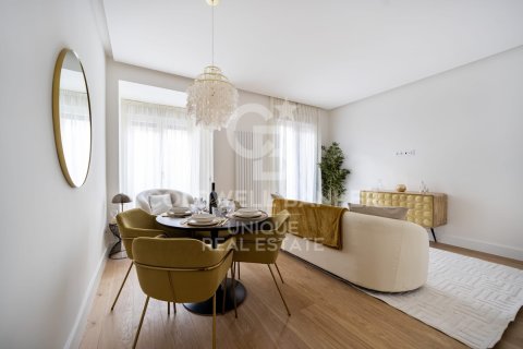 Apartamento en venta en Madrid, España 2 dormitorios, 98 m2 No. 156822 - foto 9