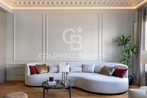 Продажа пентхауса в Барселона, Испания 3 спальни, 198м2 №156825 - фото 6