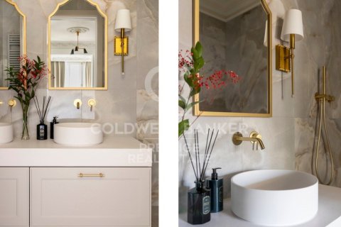 Penthouse w Barcelona, Hiszpania 3 sypialnie, 198 mkw. nr 156825 – zdjęcie 15