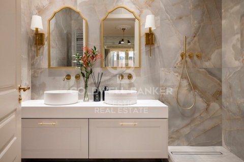 Penthouse w Barcelona, Hiszpania 3 sypialnie, 198 mkw. nr 156825 – zdjęcie 16