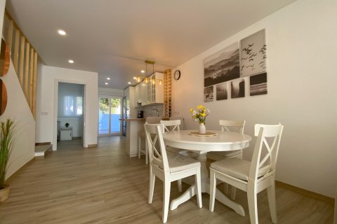 Townhouse zum Verkauf in Torrevieja, Alicante, Spanien 3 Schlafzimmer, 80 m2 Nr. 146420 - Foto 5