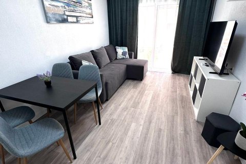 Wohnung zum Verkauf in Torrevieja, Alicante, Spanien 2 Schlafzimmer,  Nr. 146414 - Foto 2