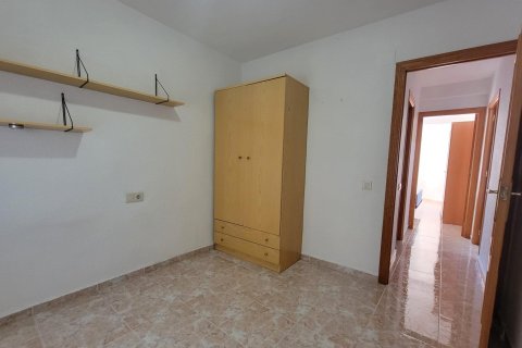 Apartment for sale in Torrevieja, Alicante, Spain 3 bedrooms, 90 sq.m. No. 146415 - photo 23