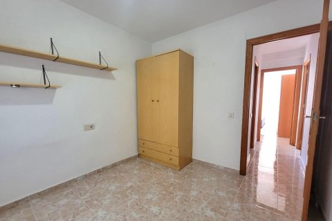 Apartment for sale in Torrevieja, Alicante, Spain 3 bedrooms, 90 sq.m. No. 146415 - photo 26